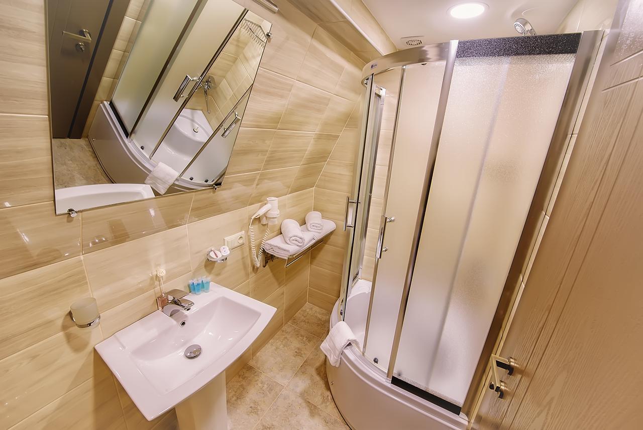 Green Corner Hotel Тбилиси Екстериор снимка