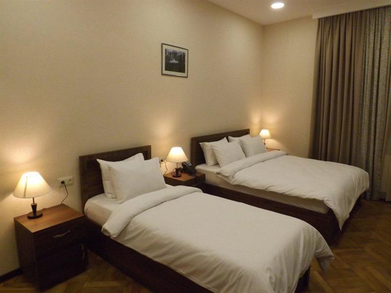 Green Corner Hotel Тбилиси Екстериор снимка